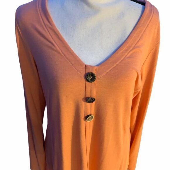 Soft Surroundings Tunic Blouse, Buttons, Loose Fit, Peach Color Medium, EUC - Picture 3 of 11